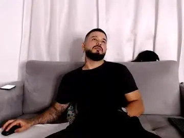 Chaturbate Watch Live Sex Cams of handsomen69