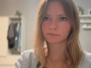 Chaturbate Sex Cam of lux_millie