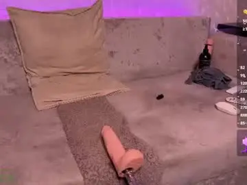 Chaturbate Live Sex Cam of walt_enjoy