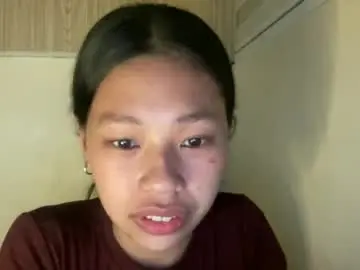 Chaturbate Sex Cam of yoursoftlygirl_hanna