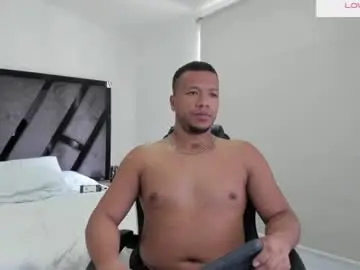 Chaturbate Live Sex Cam of annieandstefan