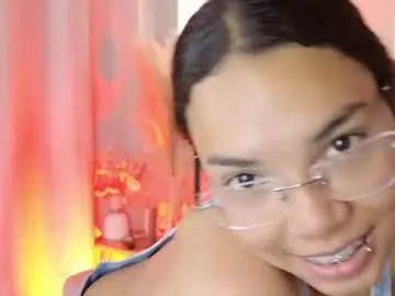 Chaturbate Best Webcam of emmy_and_luna