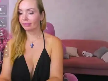 Chaturbate Live Sex Cam of marie_hayes
