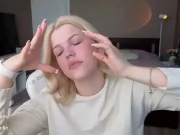 Chaturbate Live Porn of maya_blonde18