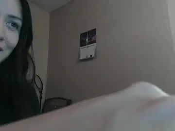 Chaturbate Live Sex Cam of girlnextdoor702