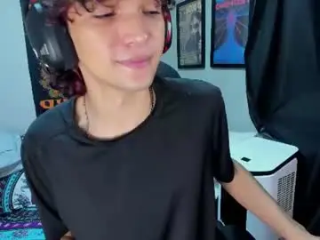 Chaturbate Live Sex Cam of halan_jr