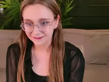 Chaturbate Adult Video Chat of hollywheeler_