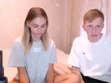 Chaturbate Live Sex Cam of julsweet