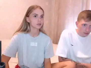 Chaturbate Live Sex Cam of julsweet