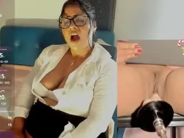 Chaturbate Free Porn Cam of karlamoorex