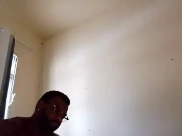 Chaturbate Sex Cam of mrbrown_strong