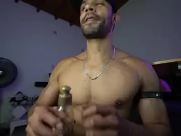 Chaturbate Watch Live Sex Cams of mrlouiss