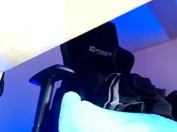 Chaturbate Sex Cam of woondeer17
