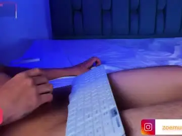 Chaturbate Live Sex of zoe_axel1