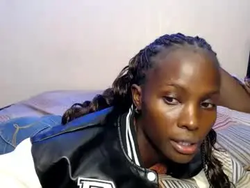 Chaturbate Adult Webcam of essy_hero