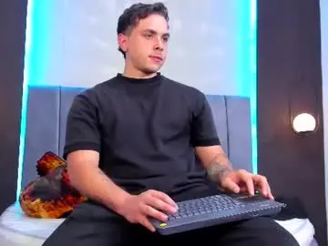 Chaturbate Nude Webcam of liam_walk