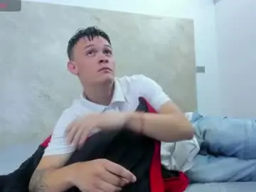 Chaturbate Best live sex cam show of robinlion91