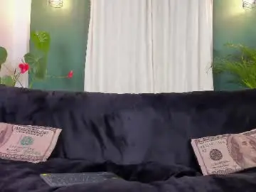 Chaturbate Live Sex Cam of aron_ford