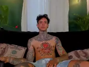 Chaturbate Sex Chat of aron_ford