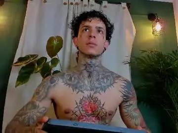 Chaturbate Watch Live Sex Cams of aron_ford