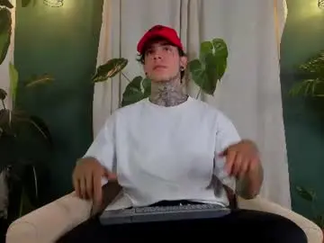 Chaturbate Live Sex of aron_ford