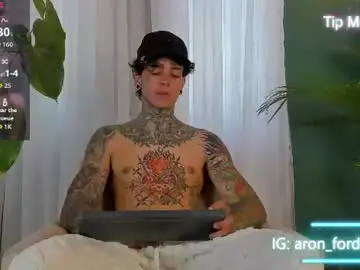 Chaturbate Adult Webcams of aron_ford
