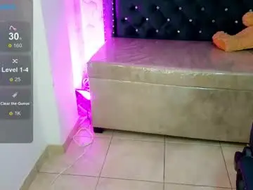 Chaturbate Free Live Porn of diamondfox_m