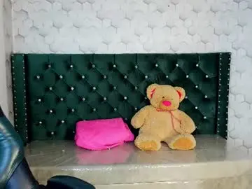 Chaturbate Sex Chat of diamondfox_m