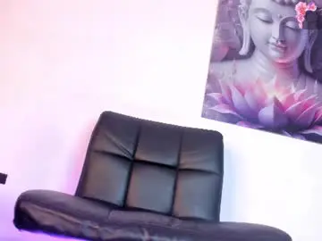 Chaturbate Live Sex Cam of karla_dior