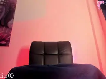 Chaturbate Live Sex Cam of karla_dior
