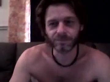 Chaturbate Live Sex Cam of maxthewolf