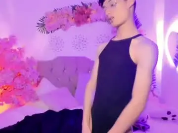 Chaturbate Live Sex Cam of patrick_howland_