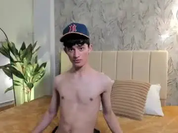 Chaturbate Best live sex cam show of patrick_howland_