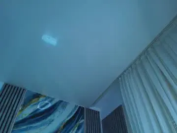 Chaturbate Live Porn of zinasquirts