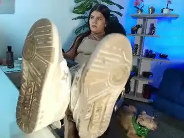 Chaturbate Live Sex Cam of antonellariu