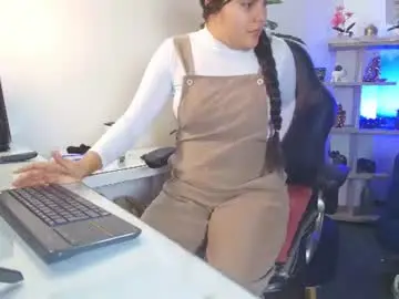 Chaturbate Best live sex cam show of antonellariu