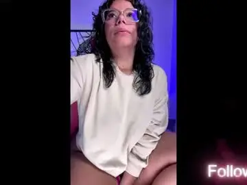 Chaturbate Adult Video Chat of ashleyy18__