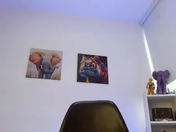 Chaturbate Sex Cam of darius_phoenix