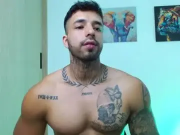 Chaturbate Live Porn of darius_phoenix