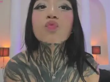 Chaturbate Live Sex Cam of dark_kitty_666