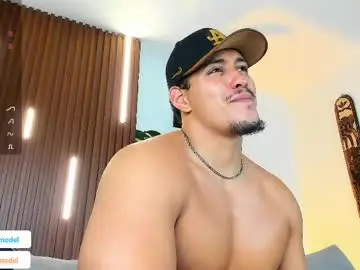 Chaturbate Free Porn Cam of lucasanto_