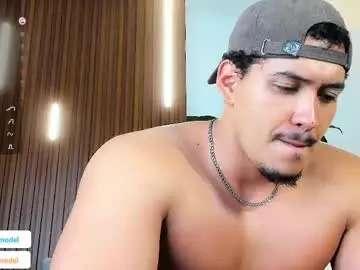 Chaturbate Live Sex Cam of lucasanto_