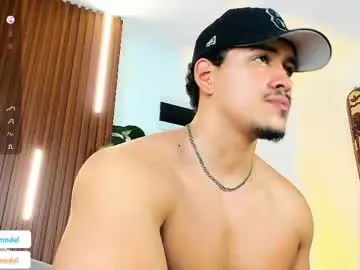 Chaturbate Adult Webcams of lucasanto_