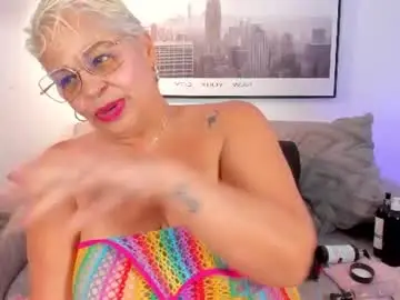 Chaturbate Adult Webcam of lucy_milf_68
