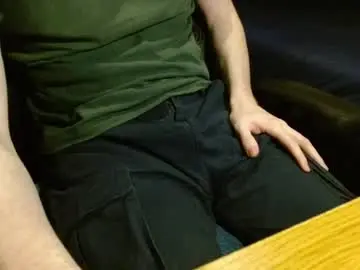Chaturbate Free Porn Cam of readytocum90