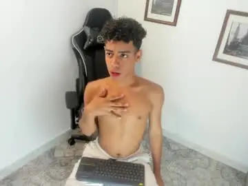 Chaturbate Live Sex of alexx_cum18