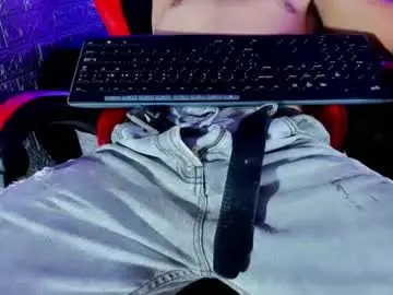 Chaturbate Adult Webcams of axell_cross2