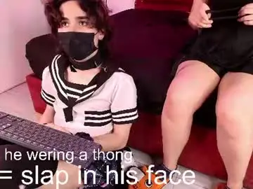 Chaturbate Sex Chat of moonvelvetduo
