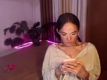 Chaturbate Live Sex Cam of sweet_marry143