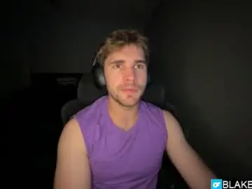 Chaturbate Live Sex of blakemiles2